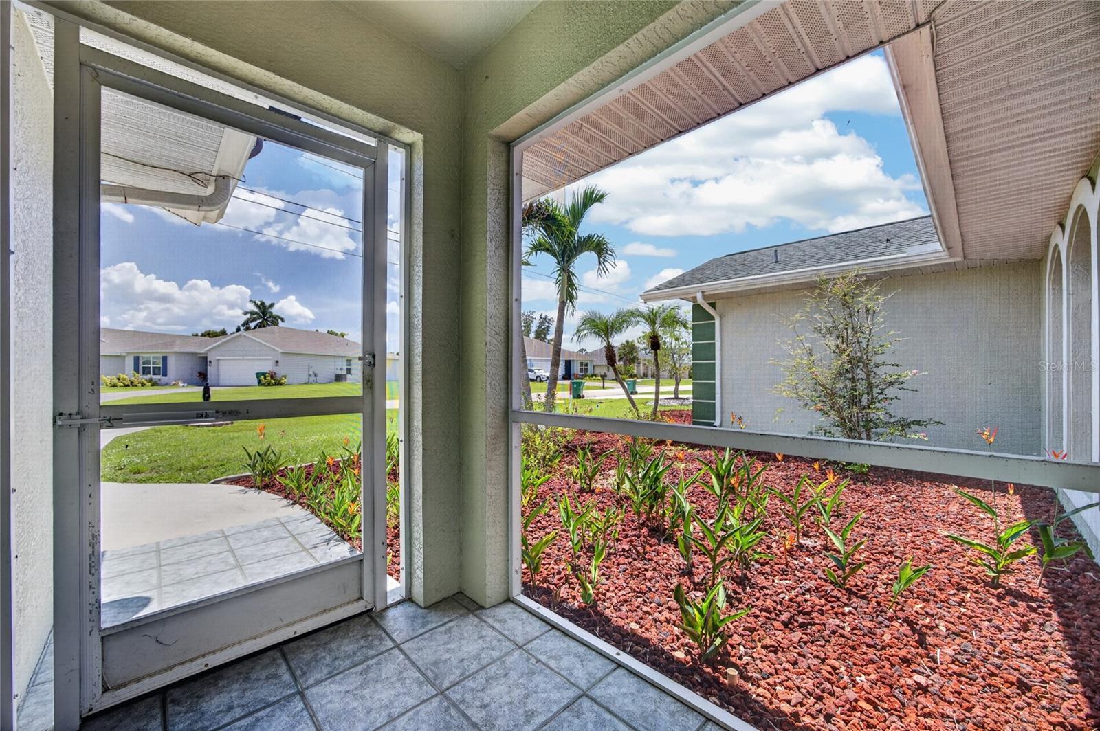 86 Santarem Cir Property Photo 48