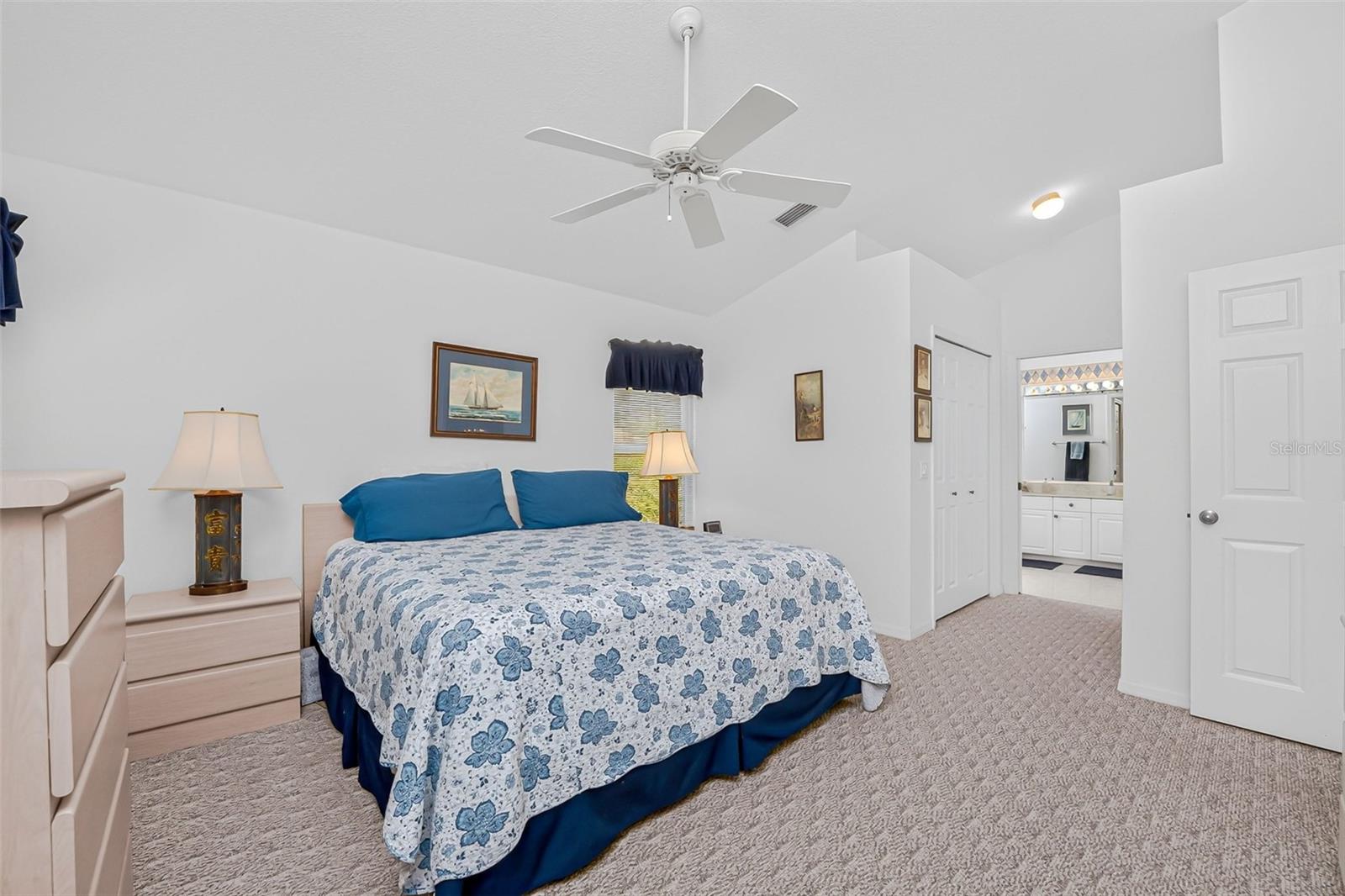 3901 Cape Cole Blvd Property Photo 23