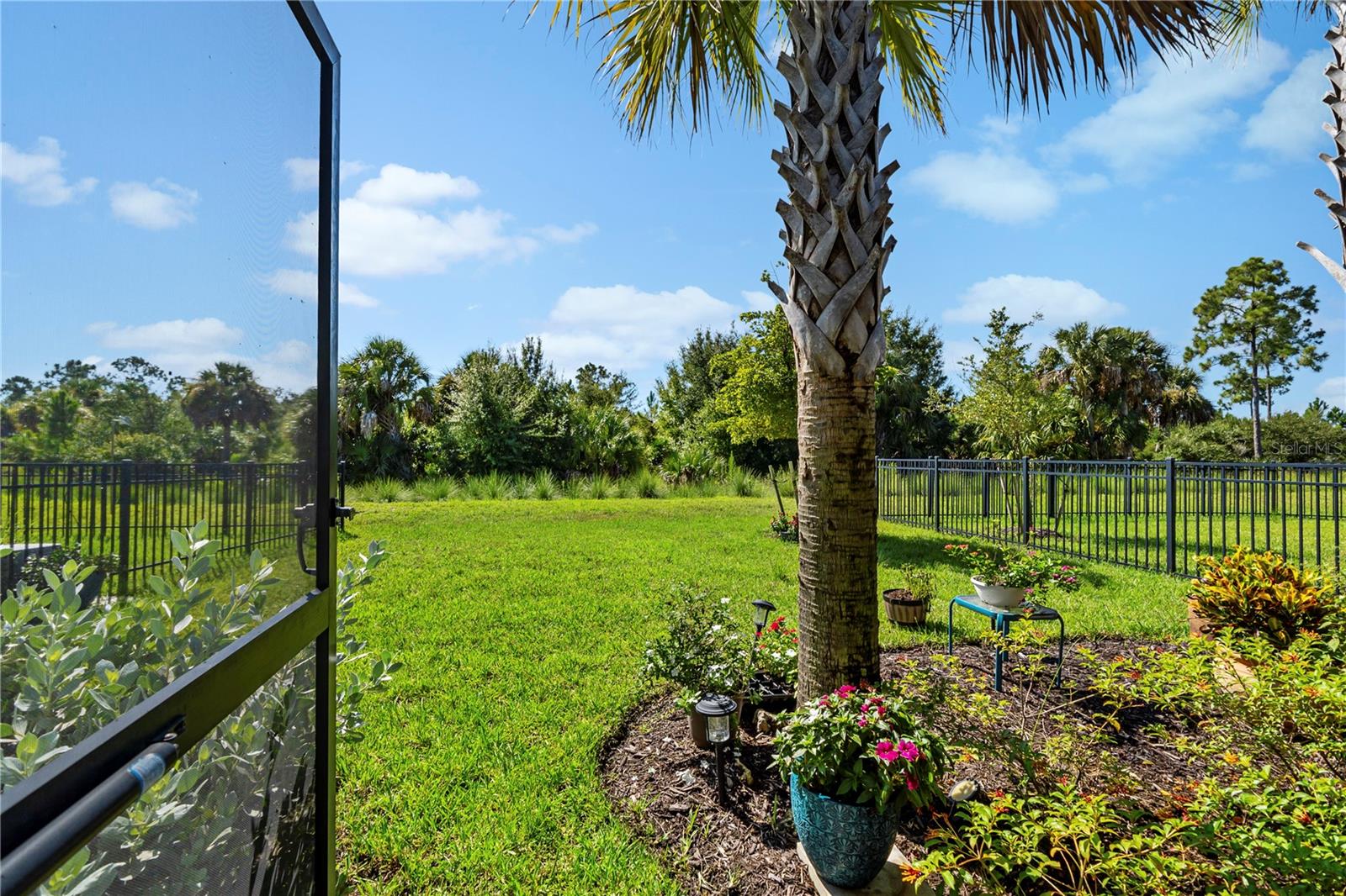 43836 Blue Heron Ln Property Photo 4