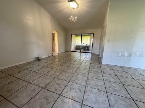 25240 Palisade Rd Property Photo 6