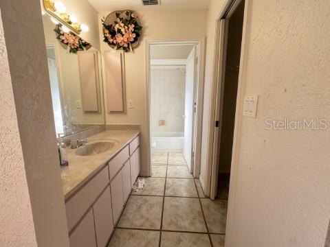25240 Palisade Rd Property Photo 8