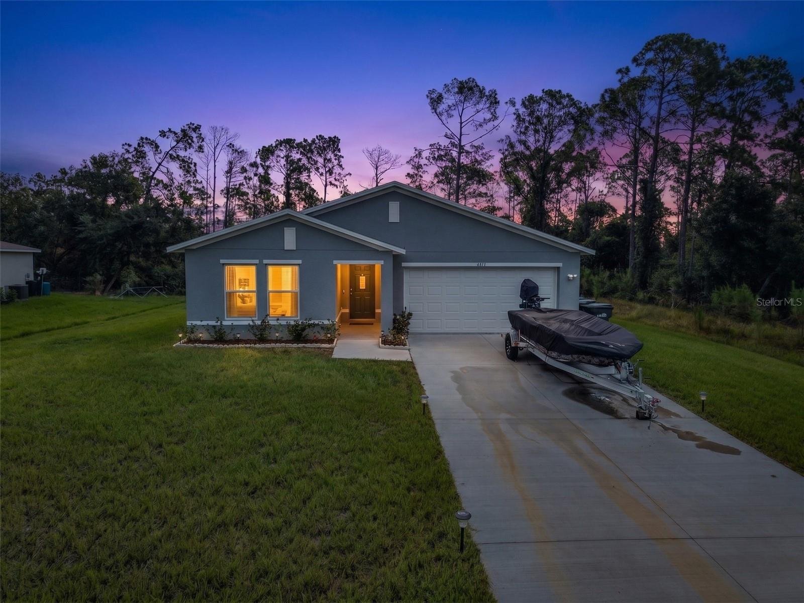 4812 Tahiti St Property Photo 4