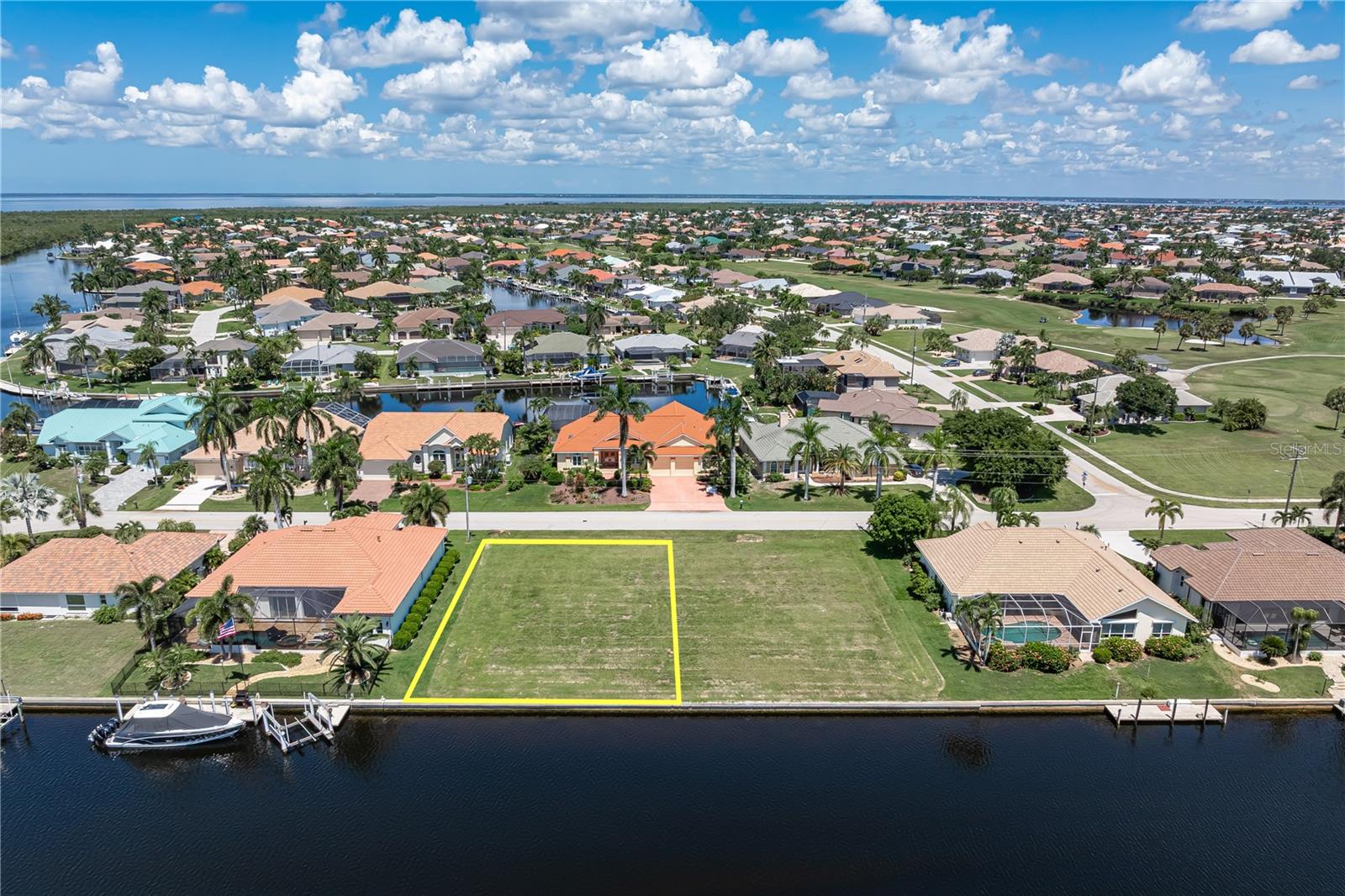 3930 La Costa Island Ct Property Photo 4