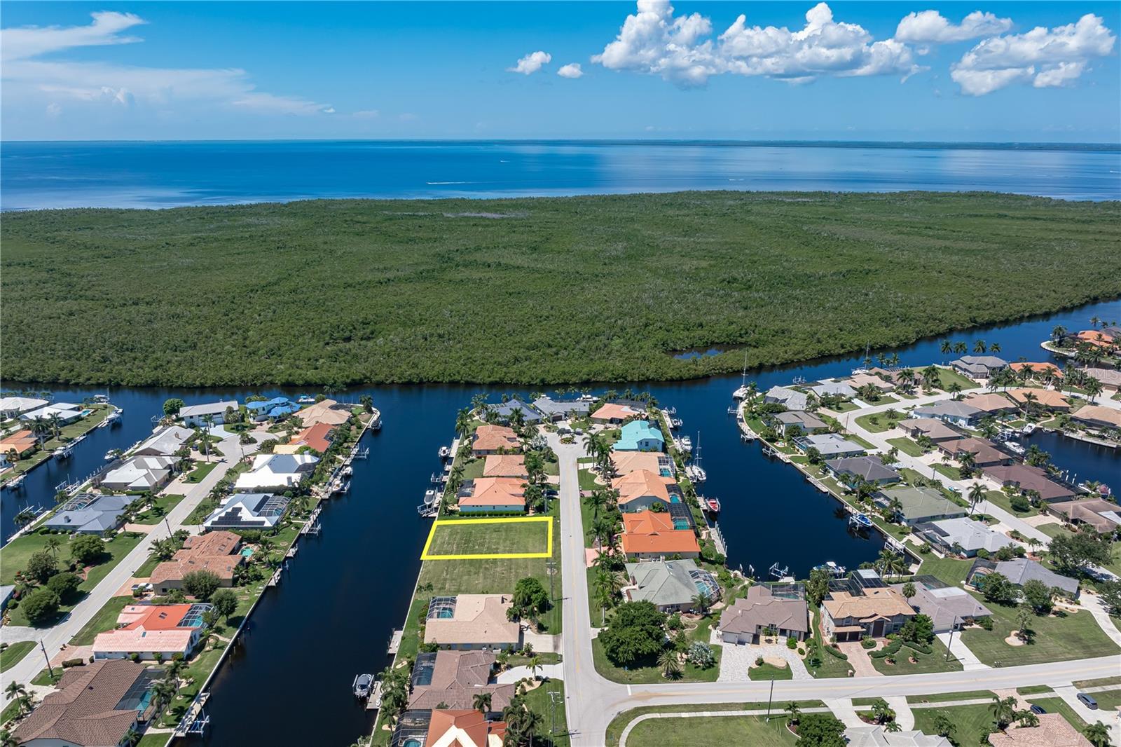 3930 La Costa Island Ct Property Photo 7