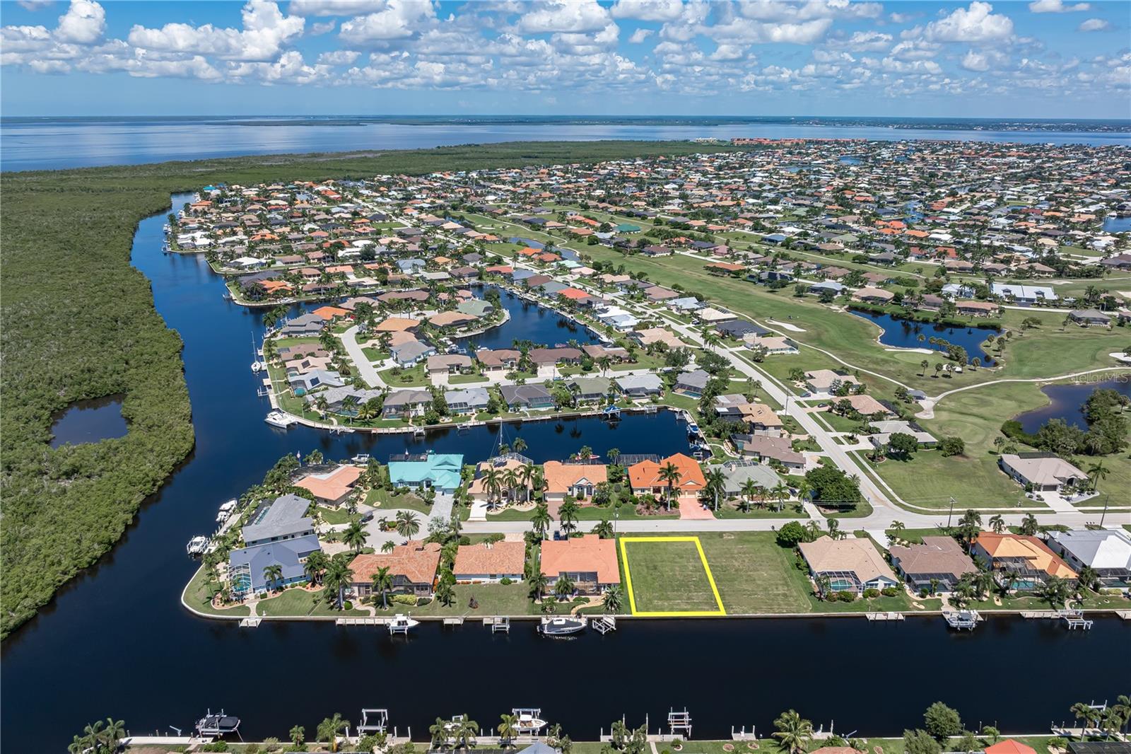 3930 La Costa Island Ct Property Photo 9