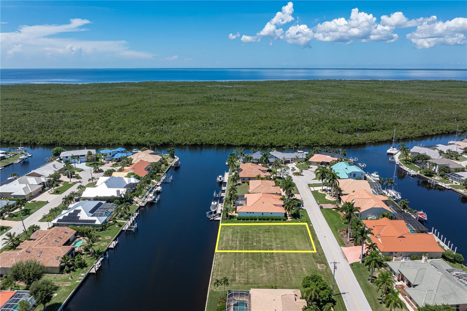 3930 La Costa Island Ct Property Photo 12