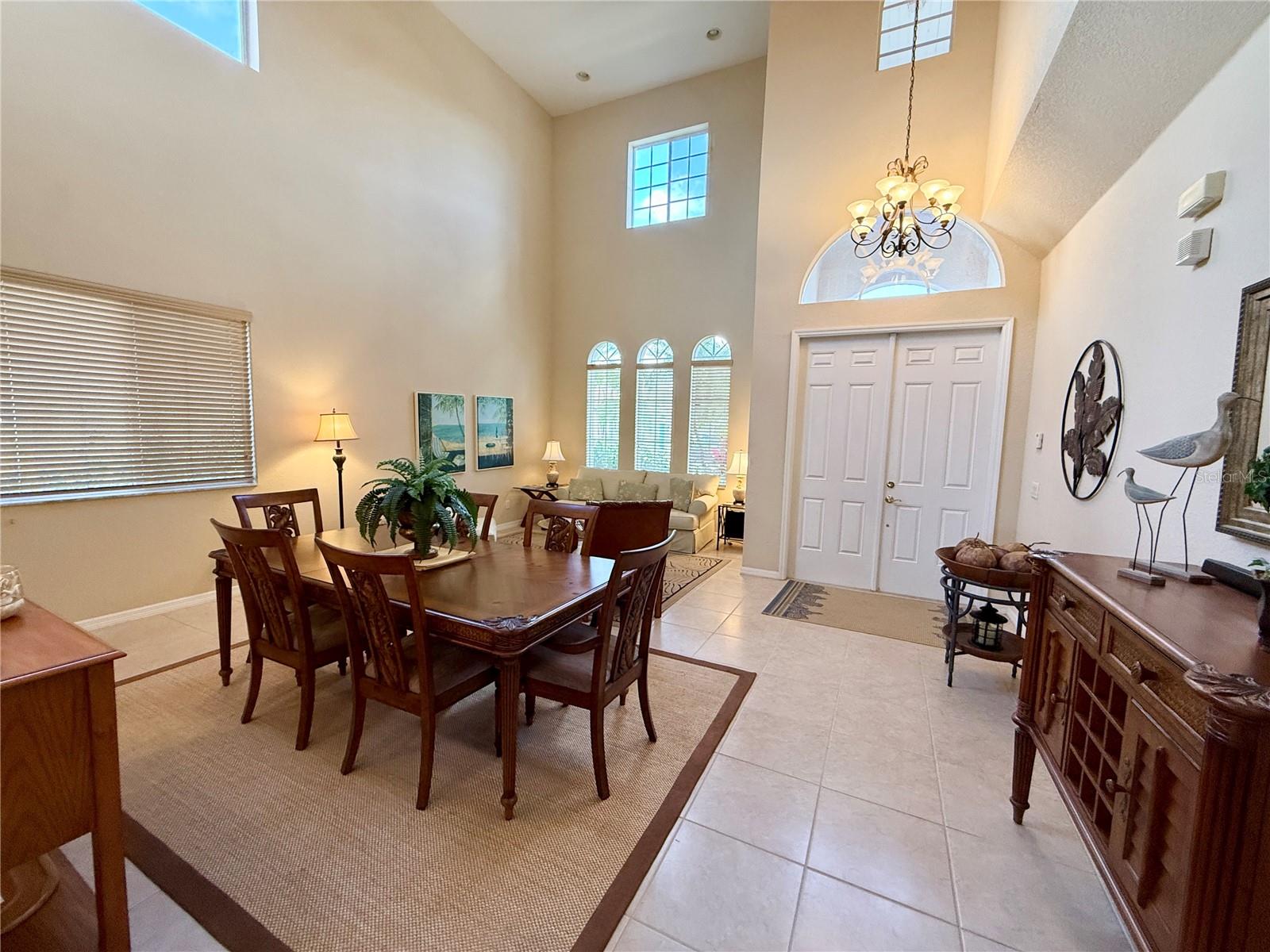 15470 Laguna Hills Dr Property Photo 8