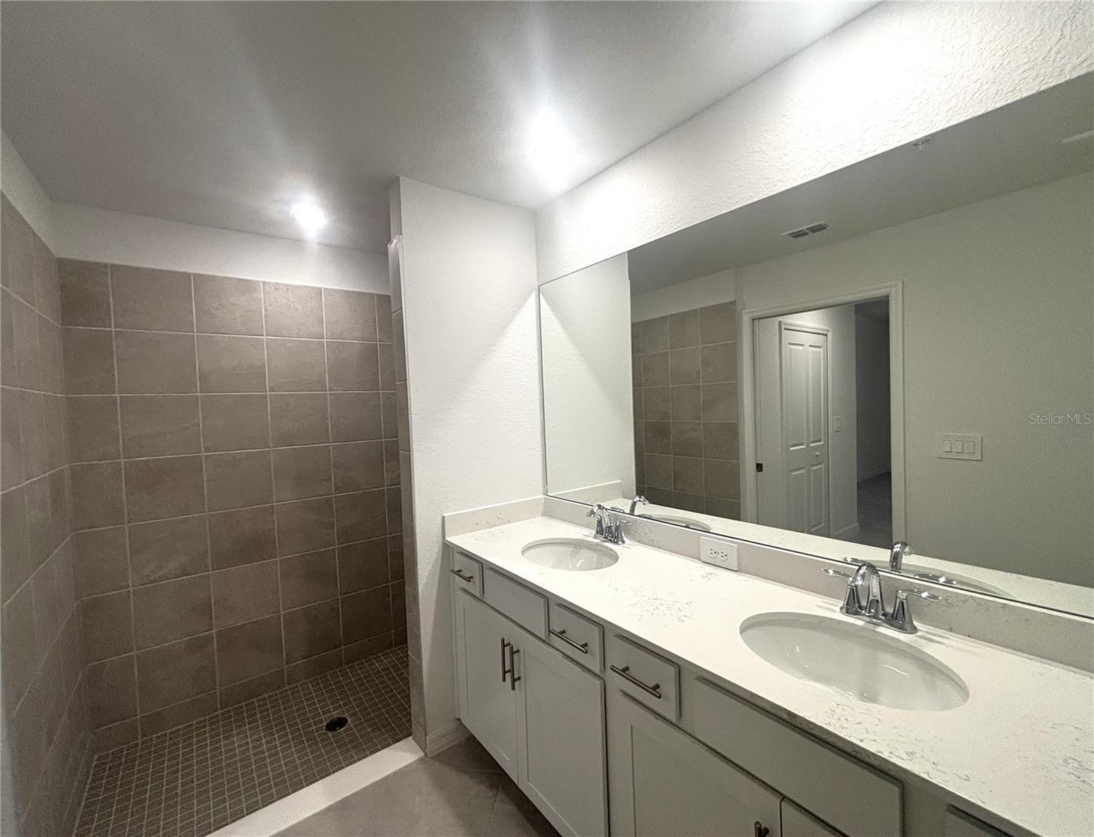 17440 Opal Sand Dr #103 Property Photo 16