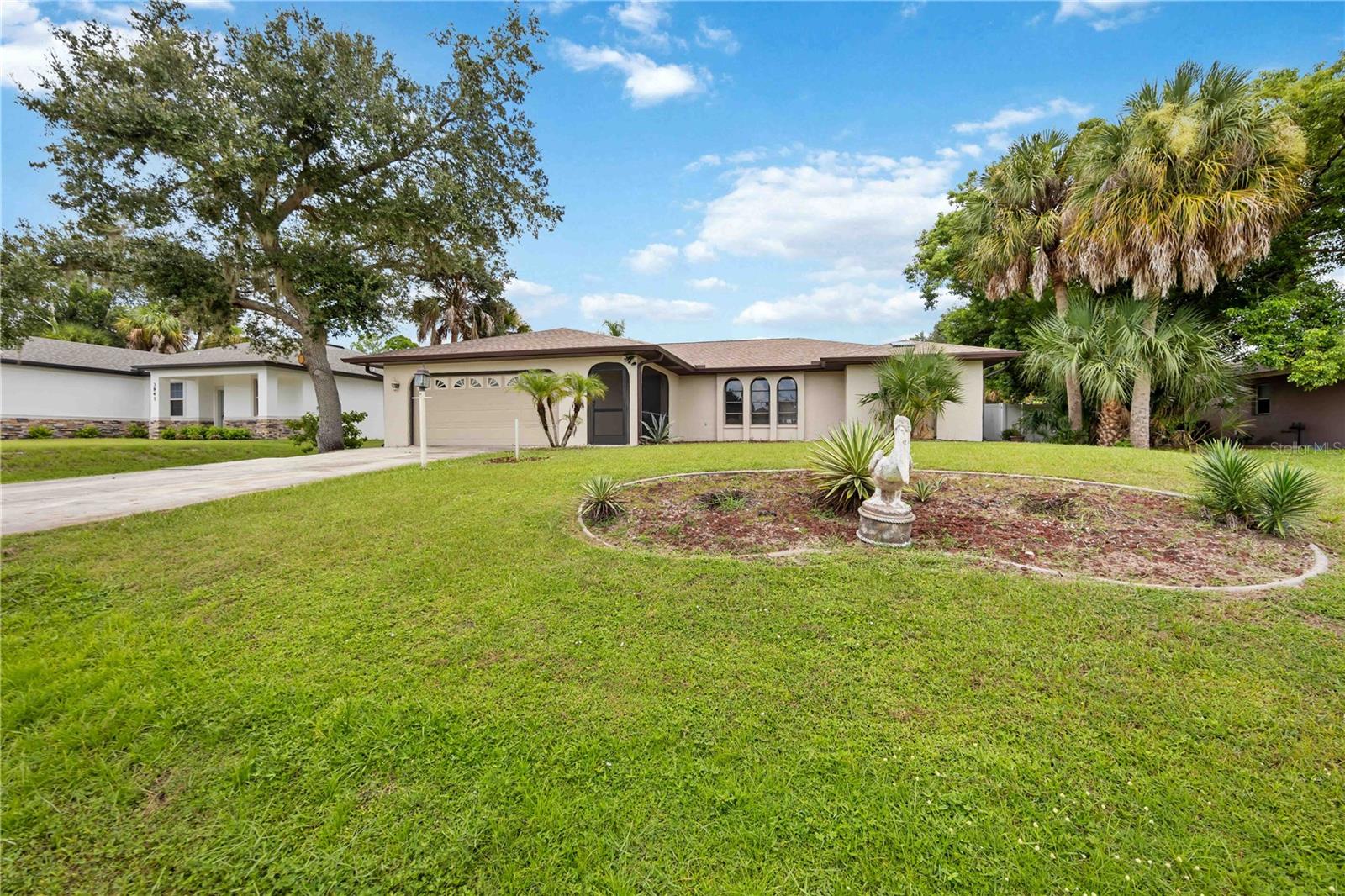3813 S Cranberry Blvd Property Photo 4