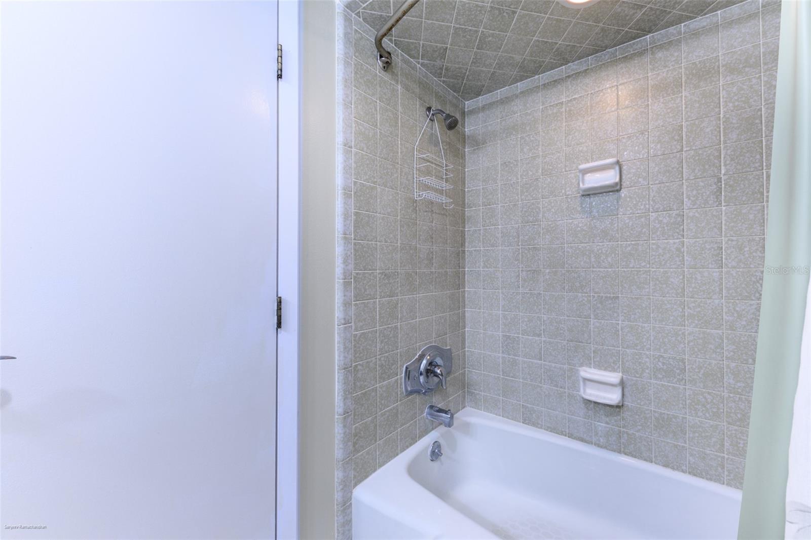 1080 Bal Harbor Blvd #3c Property Photo 17