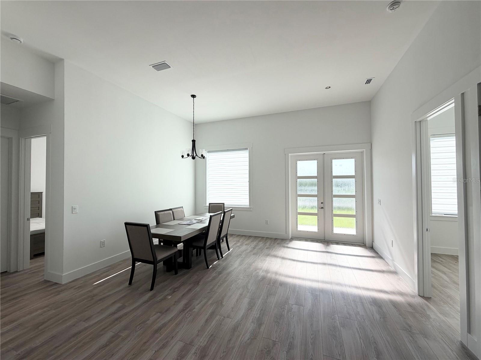 10 Mate Dr Property Photo 2