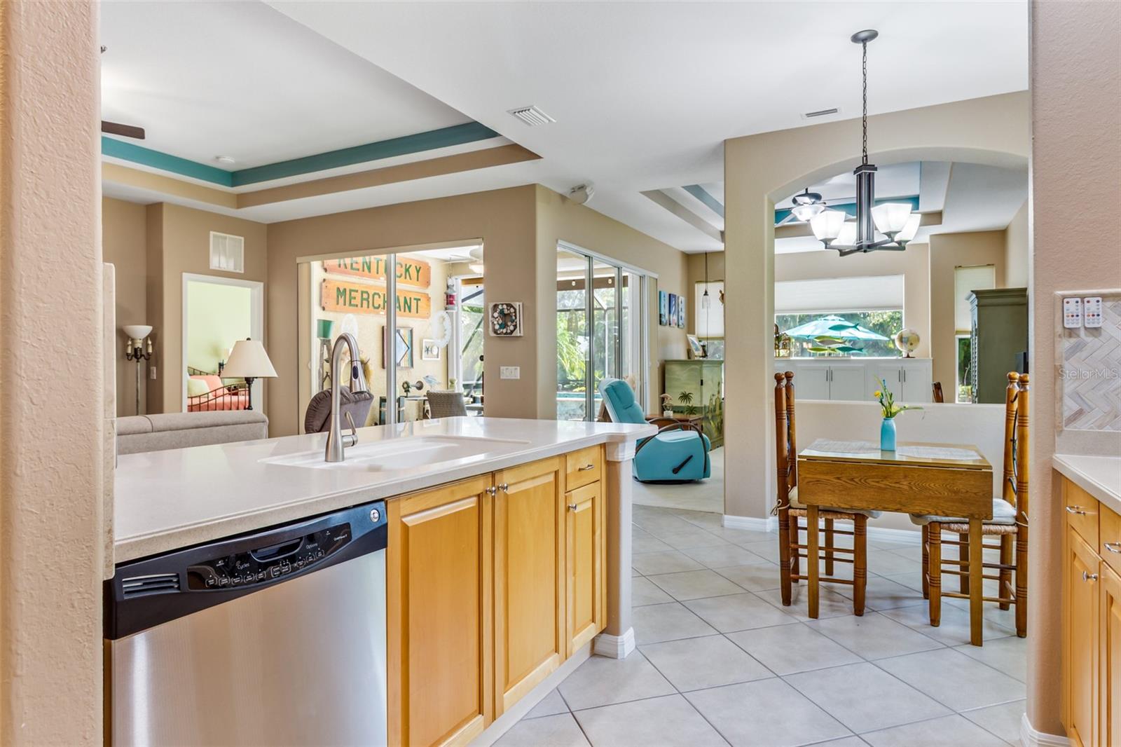 6896 Talon Bay Dr Property Photo 20