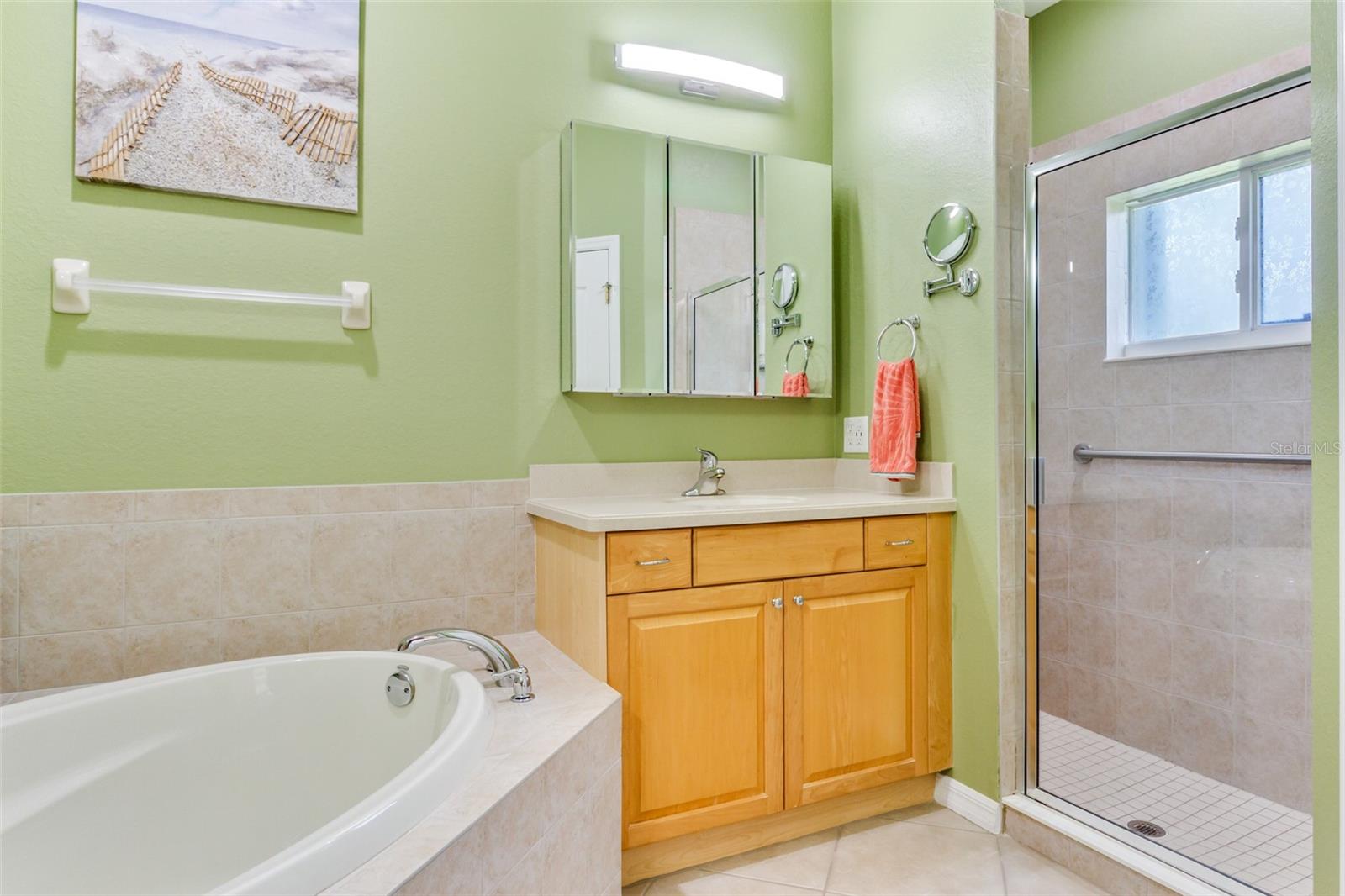 6896 Talon Bay Dr Property Photo 29