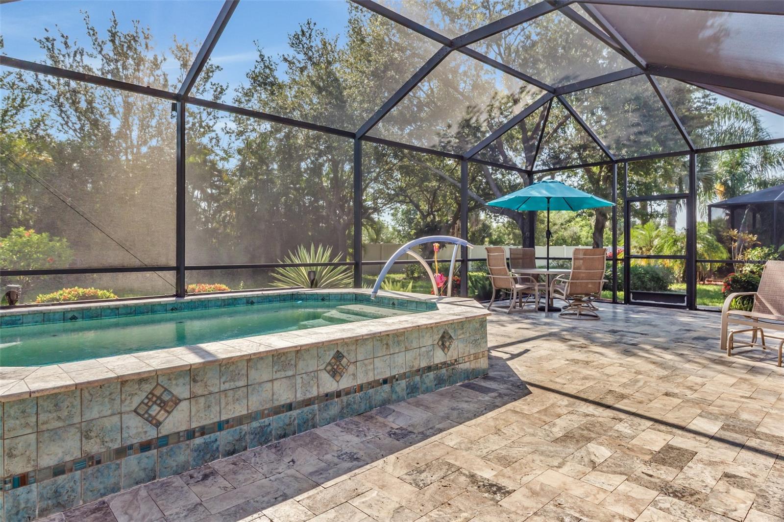 6896 Talon Bay Dr Property Photo 37