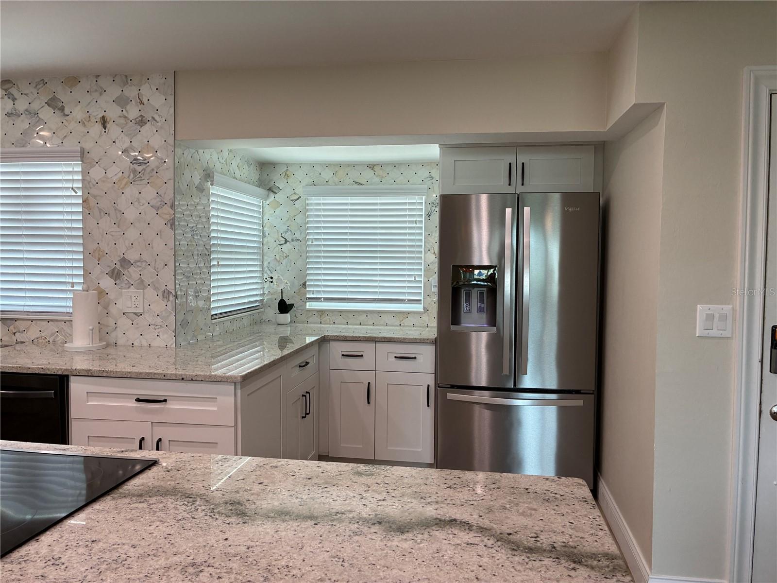 5240 Seminole Ct Property Photo 6