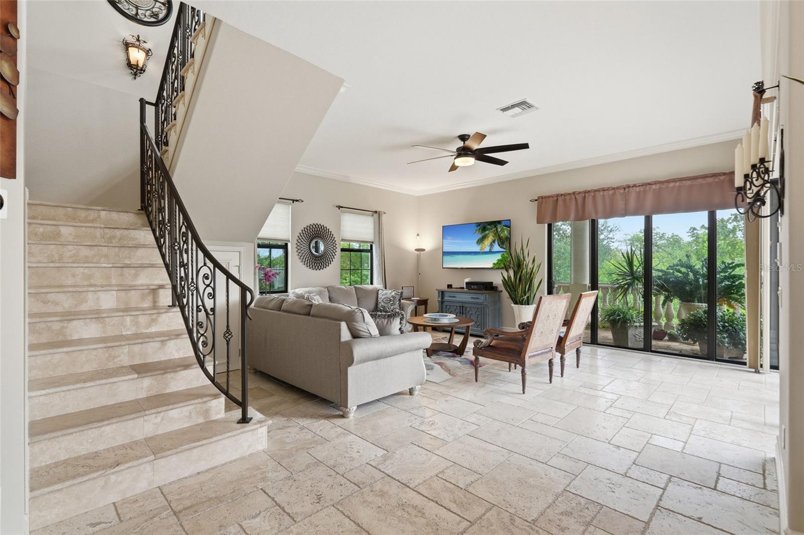 4790 Harbor Point Ct Property Photo 9