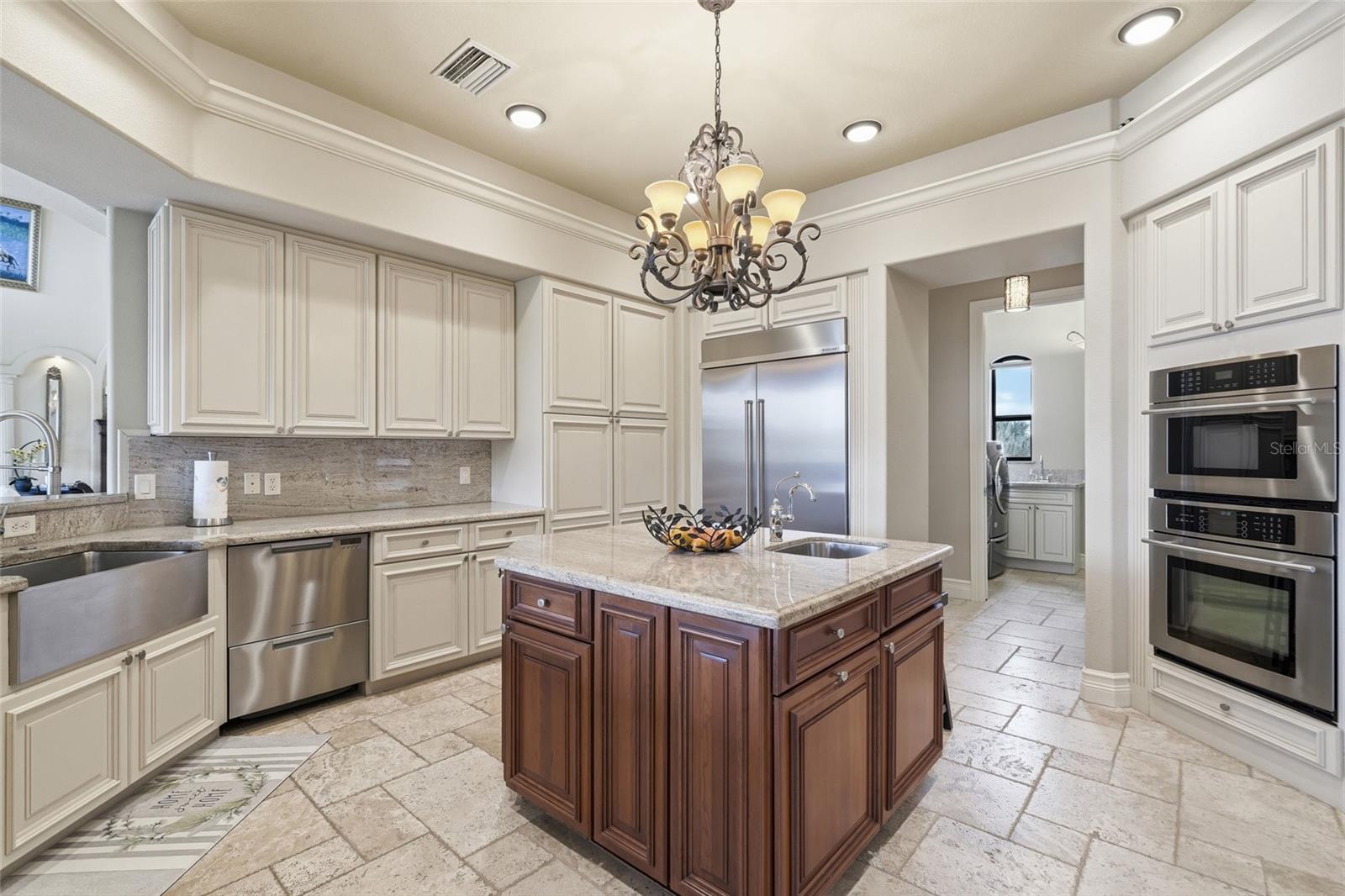 4790 Harbor Point Ct Property Photo 15