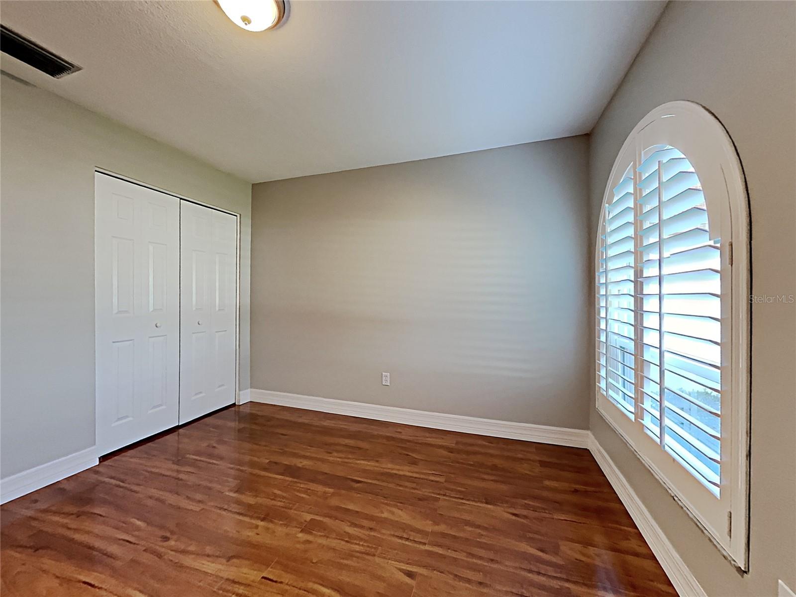 1237 Barmere Ln Property Photo 10