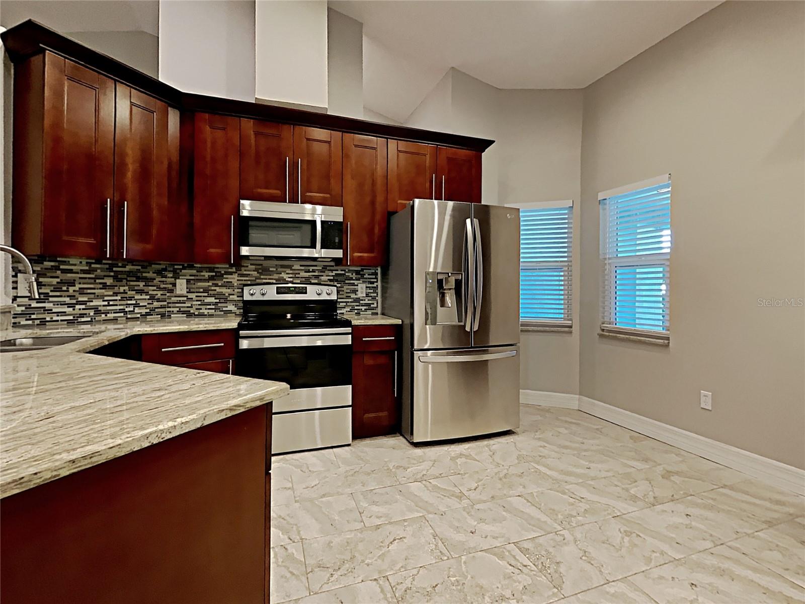 1237 Barmere Ln Property Photo 13