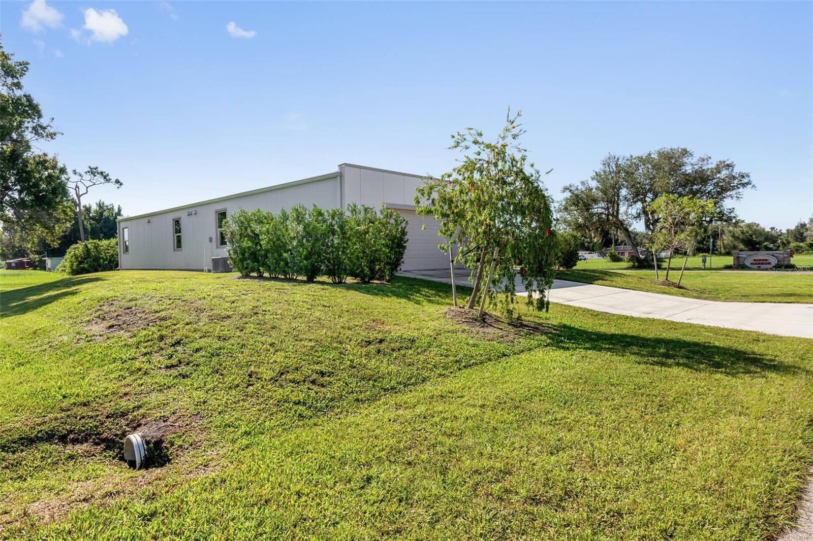 3140 Sweet Gum Dr Property Photo 2