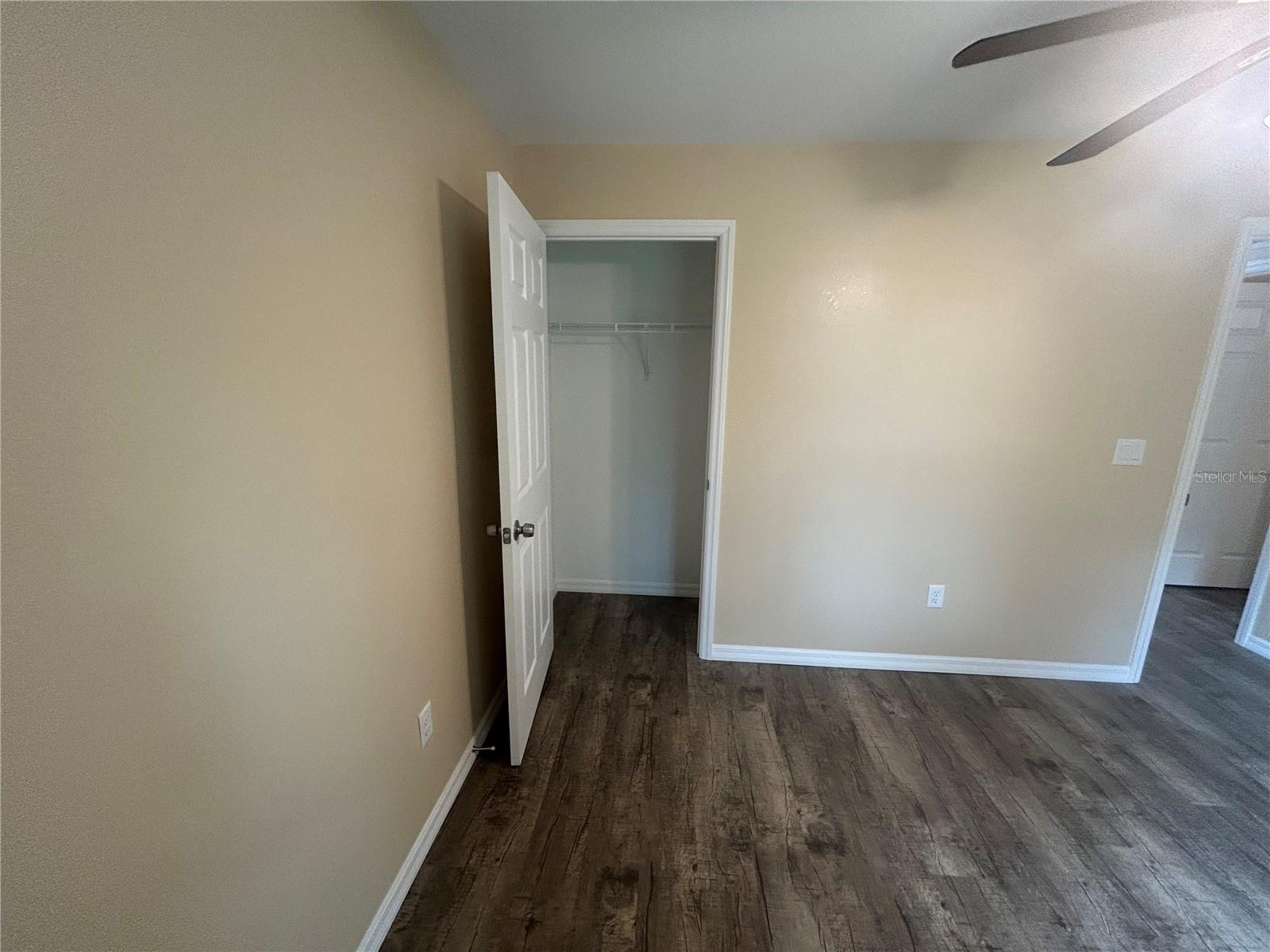 801 N Waldron St Property Photo 14