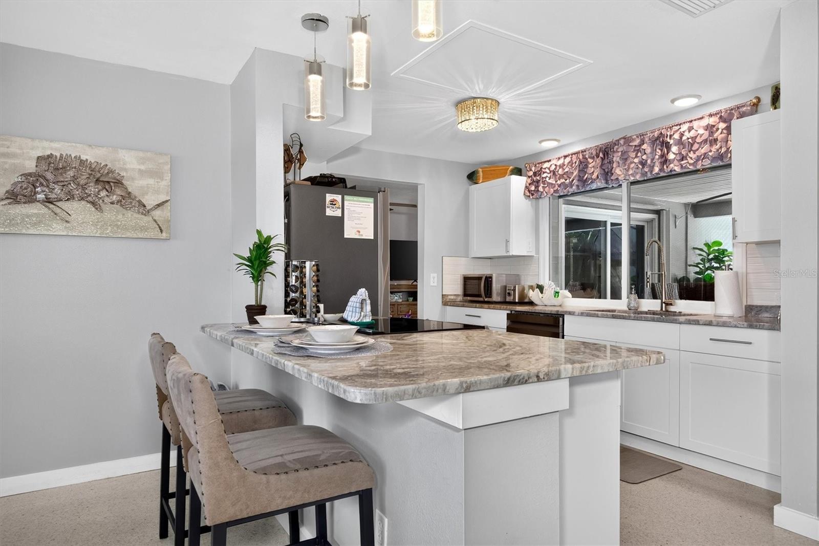 1633 Edith Esplanade Property Photo 9