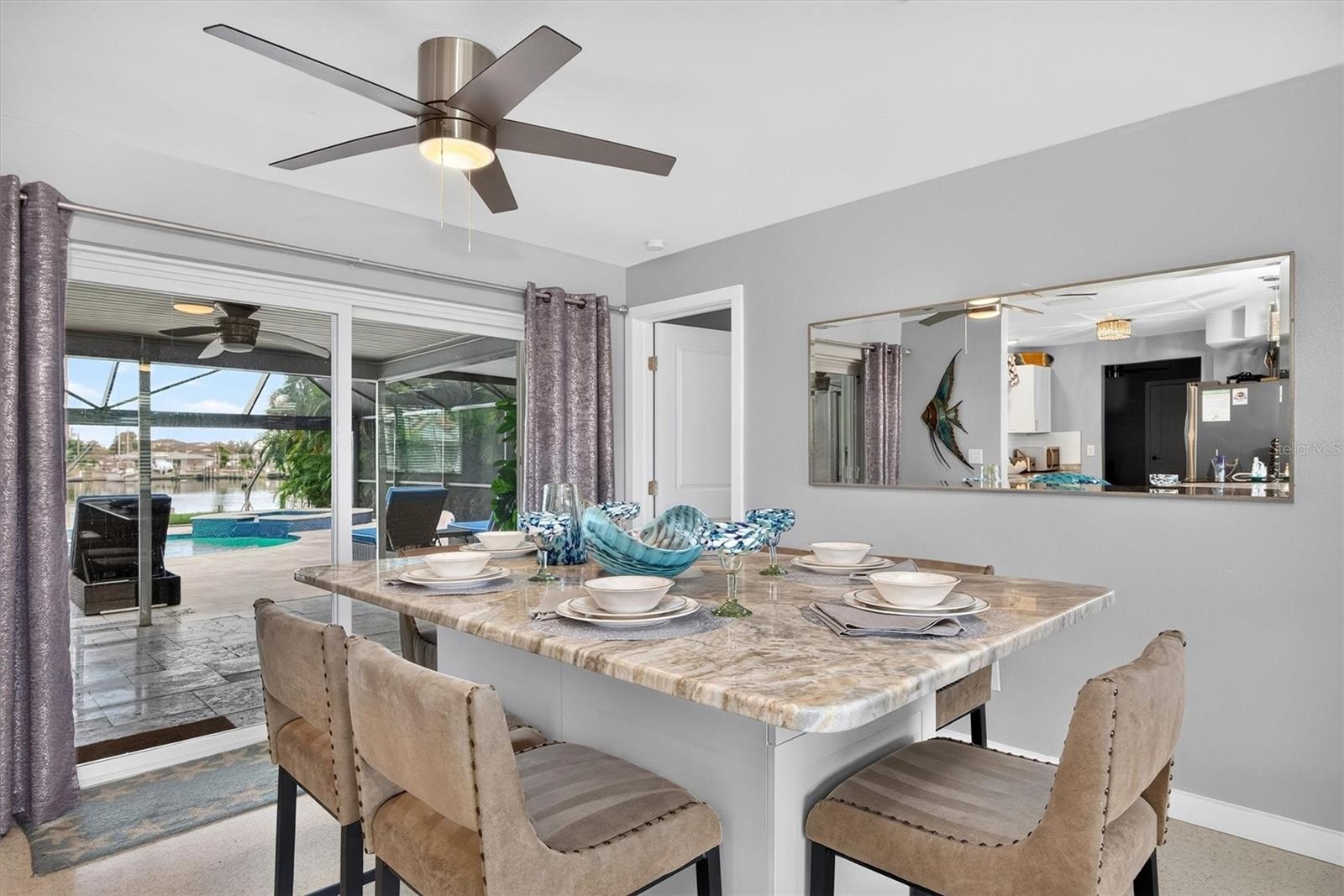 1633 Edith Esplanade Property Photo 13