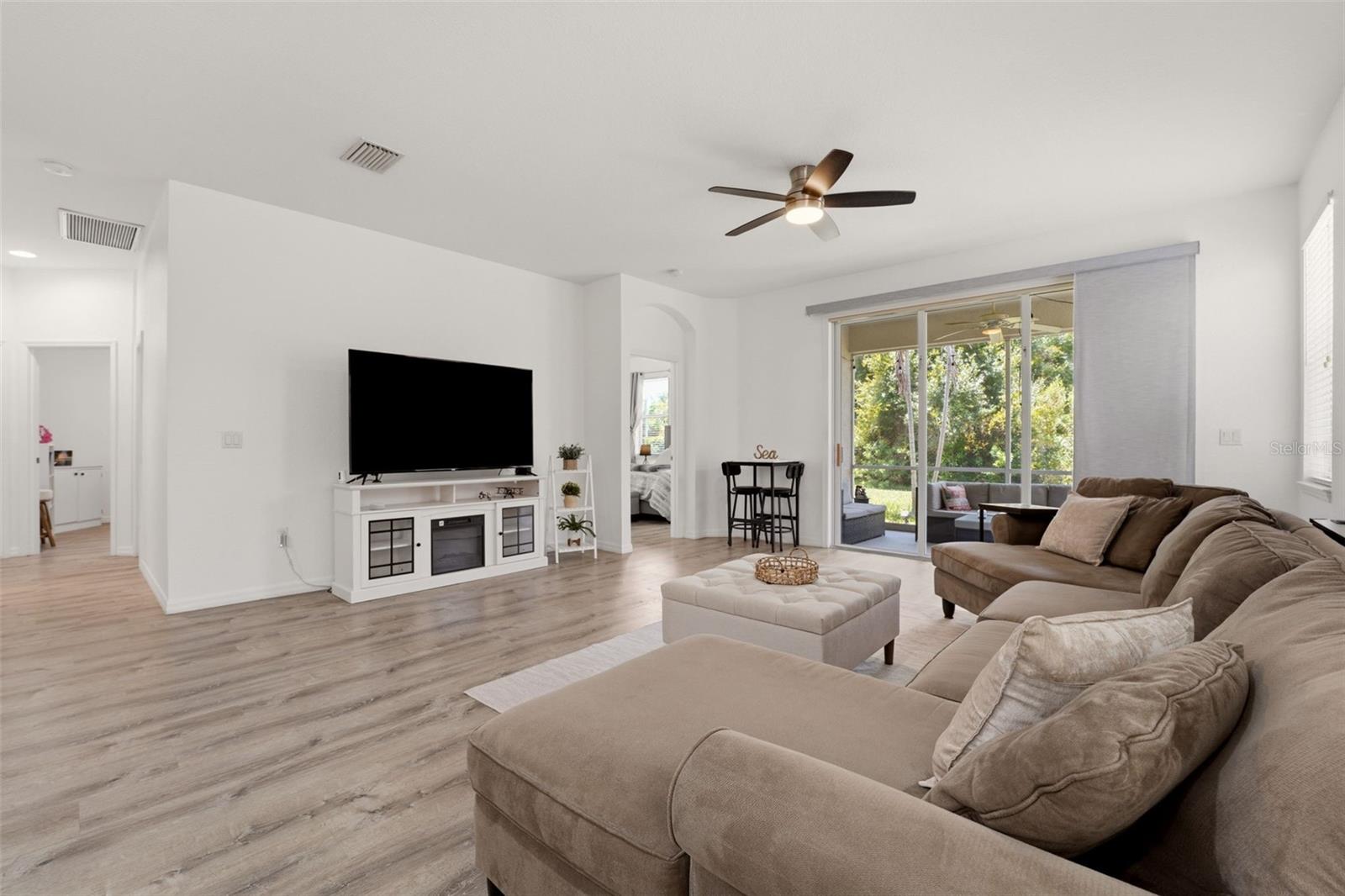 1796 Scarlett Ave Property Photo 16