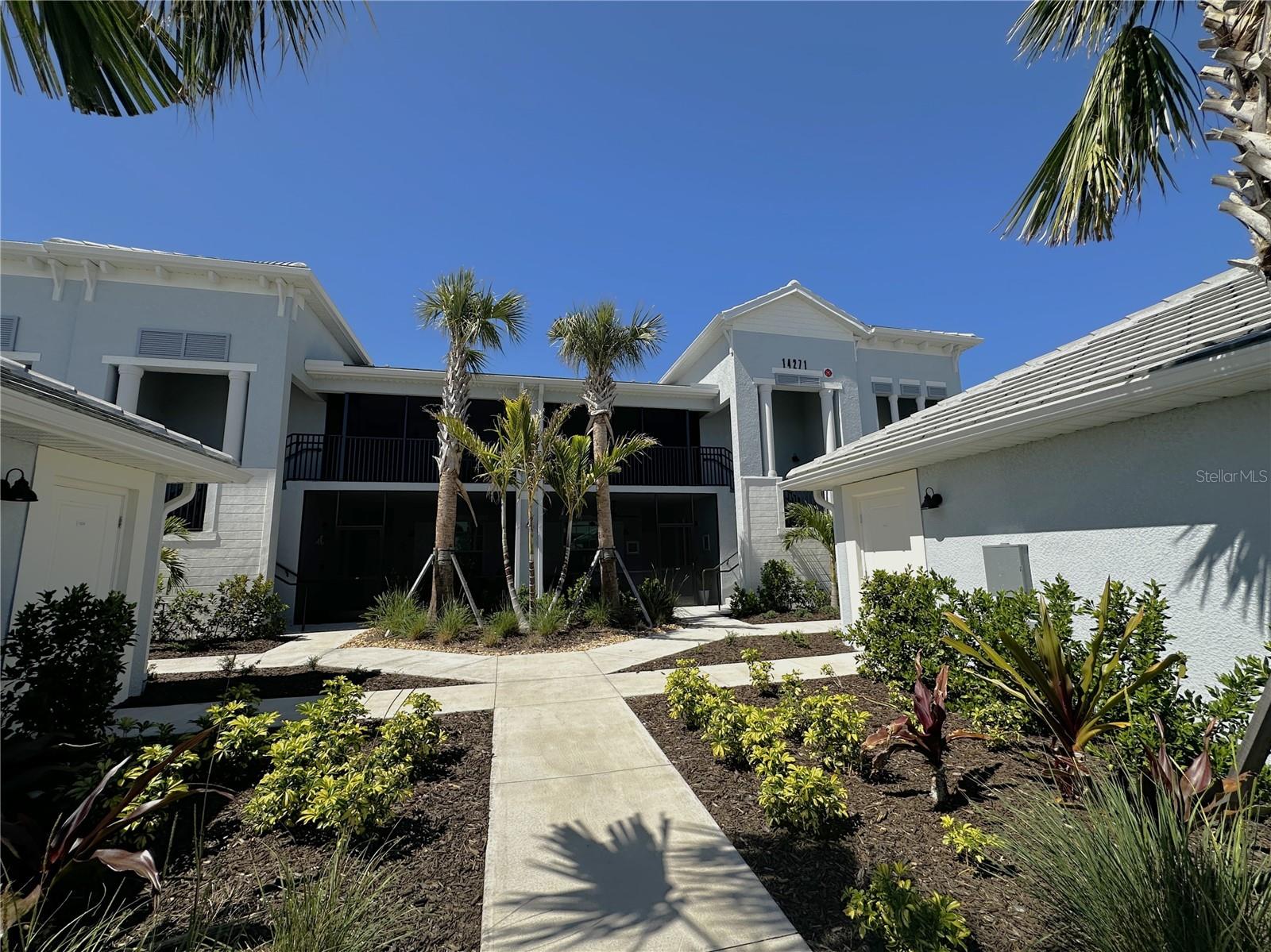 14271 HERITAGE LANDING BLVD #1523 Property Photo 1
