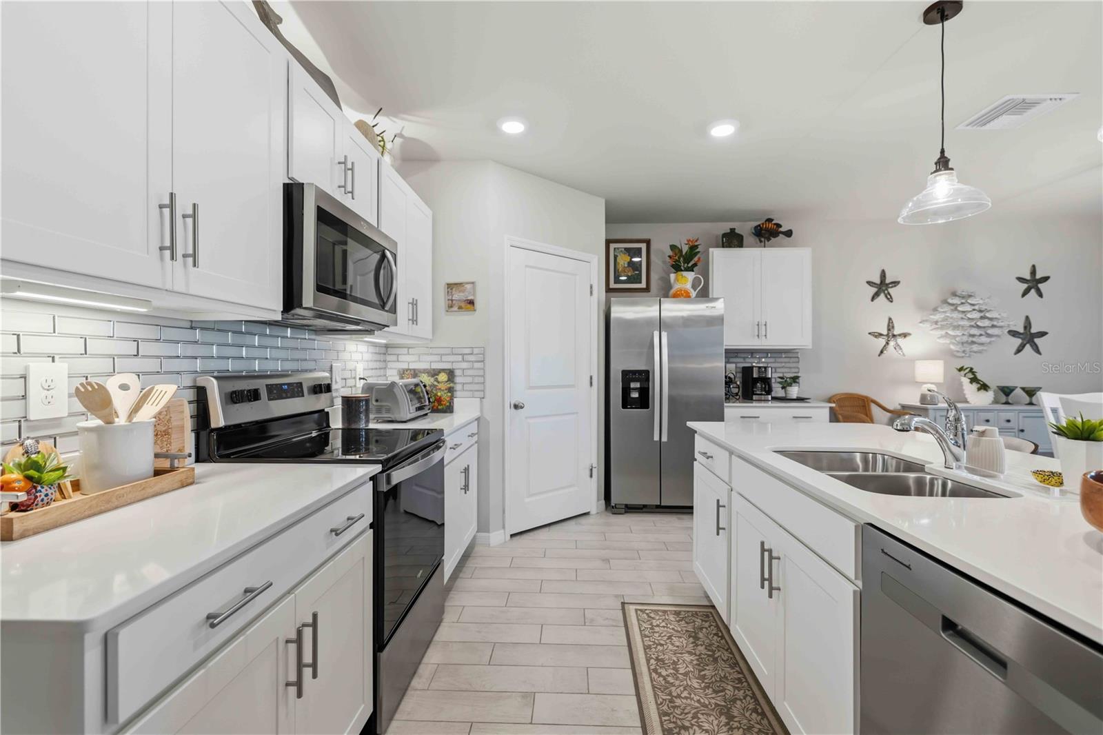 16315 Navarro Ct Property Photo 12