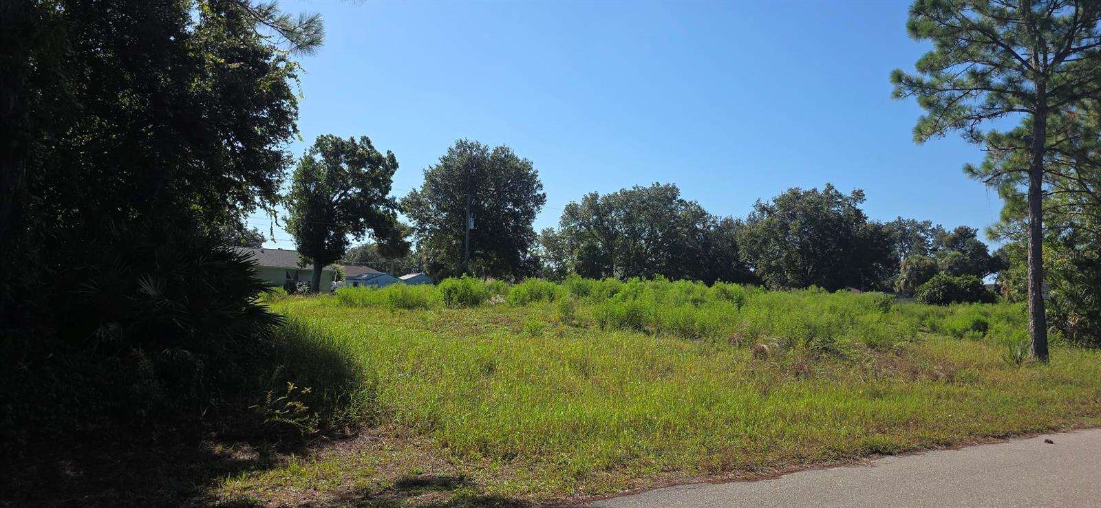 Chamrade Rd Property Photo