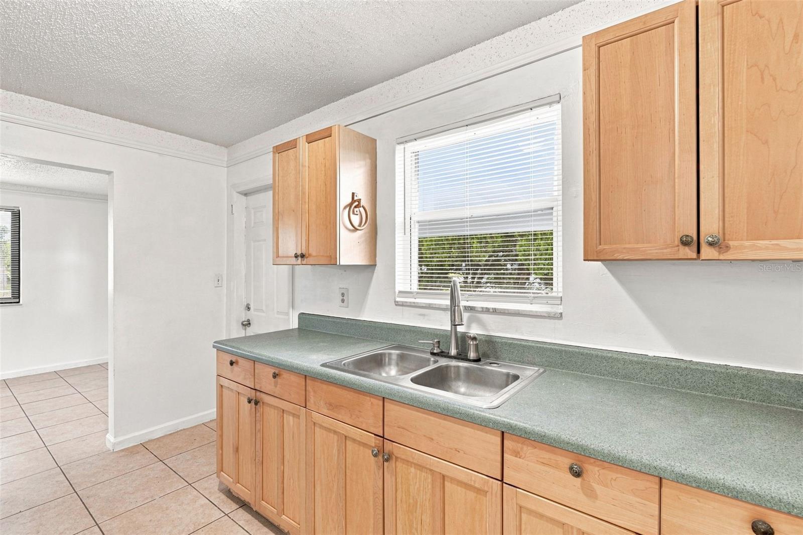 21061 Midway Blvd Property Photo 4