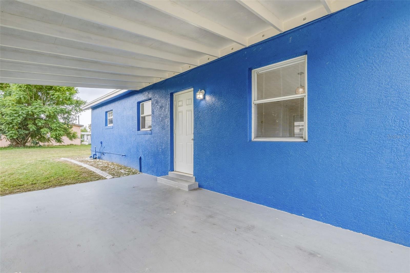 21061 Midway Blvd Property Photo 8