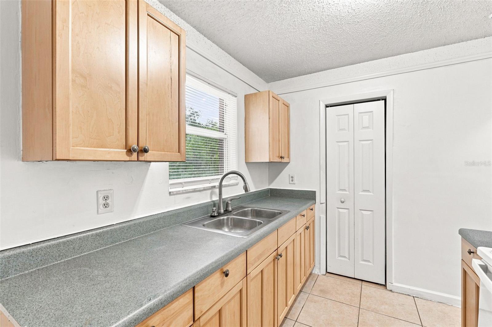 21061 Midway Blvd Property Photo 21