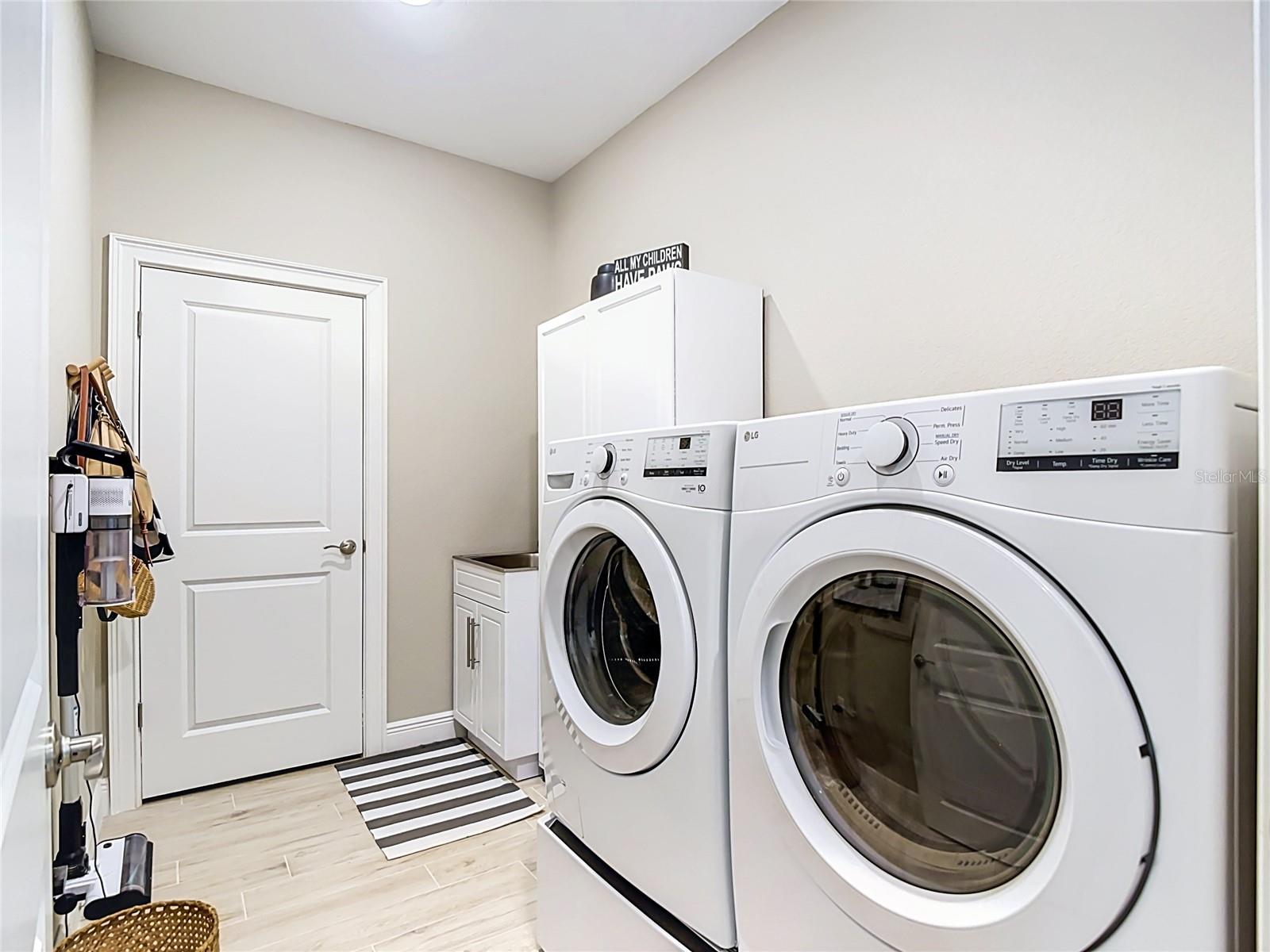16155 Dinal Dr Property Photo 35
