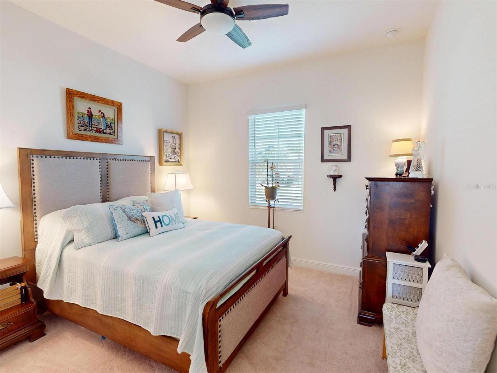 24313 Westgate Blvd Property Photo 44