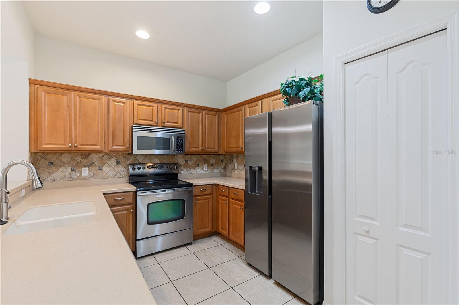 1073 Jonah Dr Property Photo 7