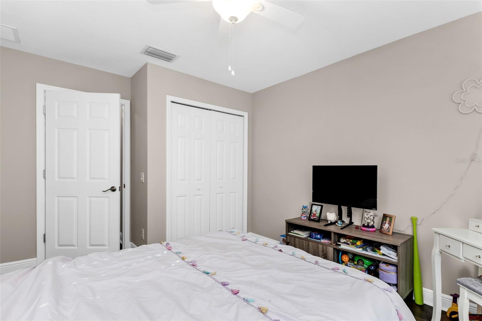 7826 52nd Ter E Property Photo 20