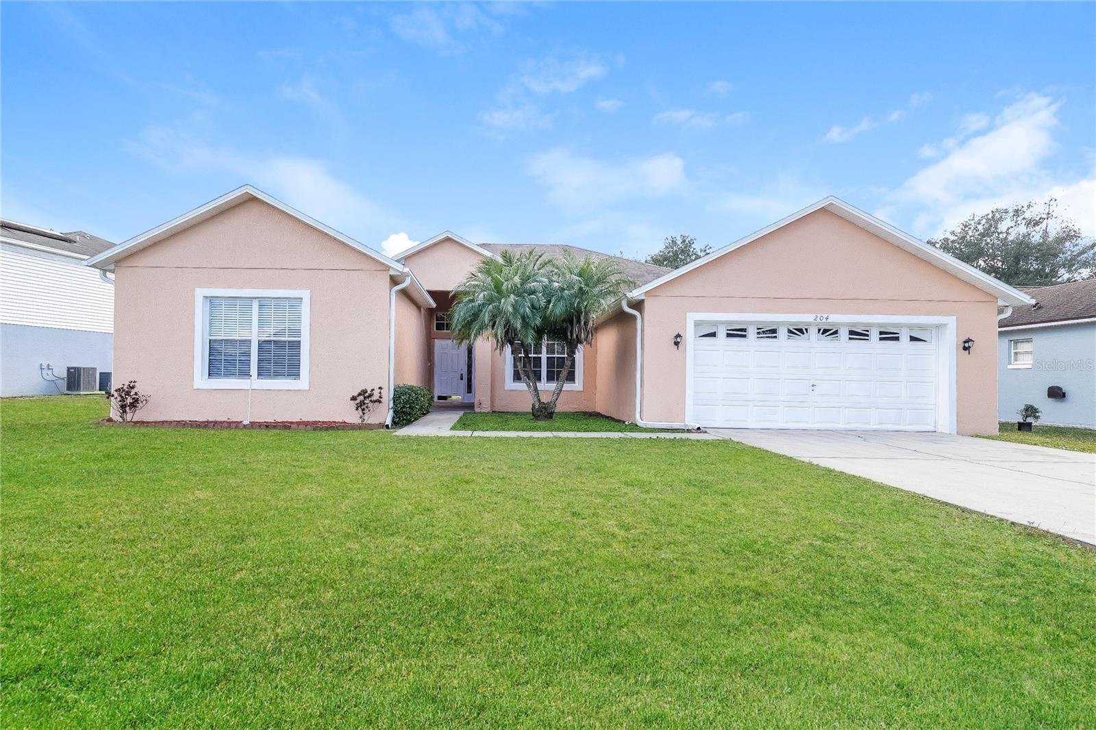 204 TARANTO WAY Property Photo 1