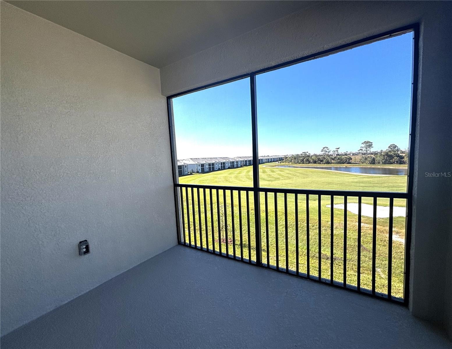 17565 Opal Sand Dr #308 Property Photo 2