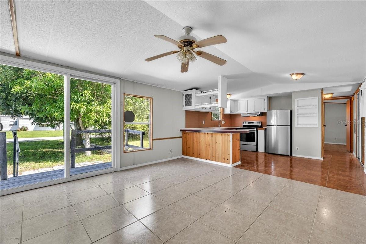 15321 Mango Dr Property Photo 3