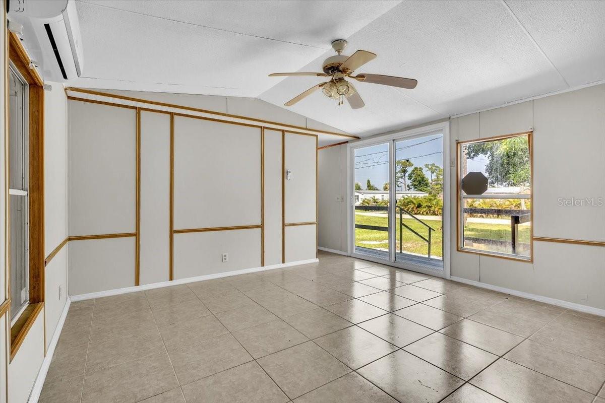 15321 Mango Dr Property Photo 5