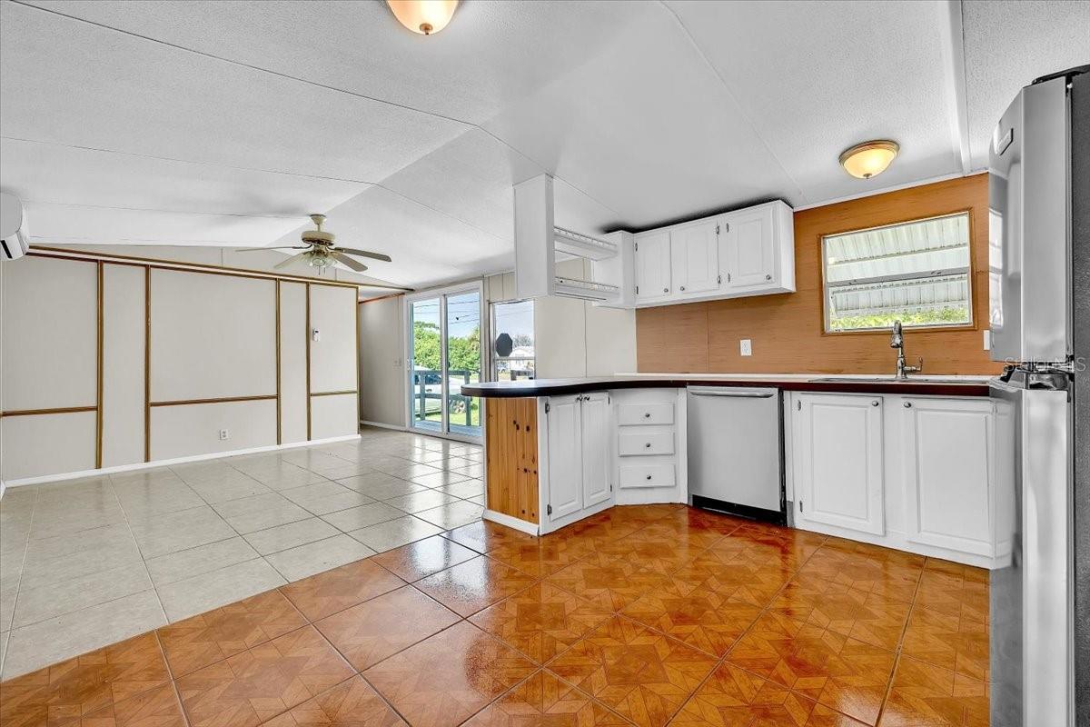 15321 Mango Dr Property Photo 8