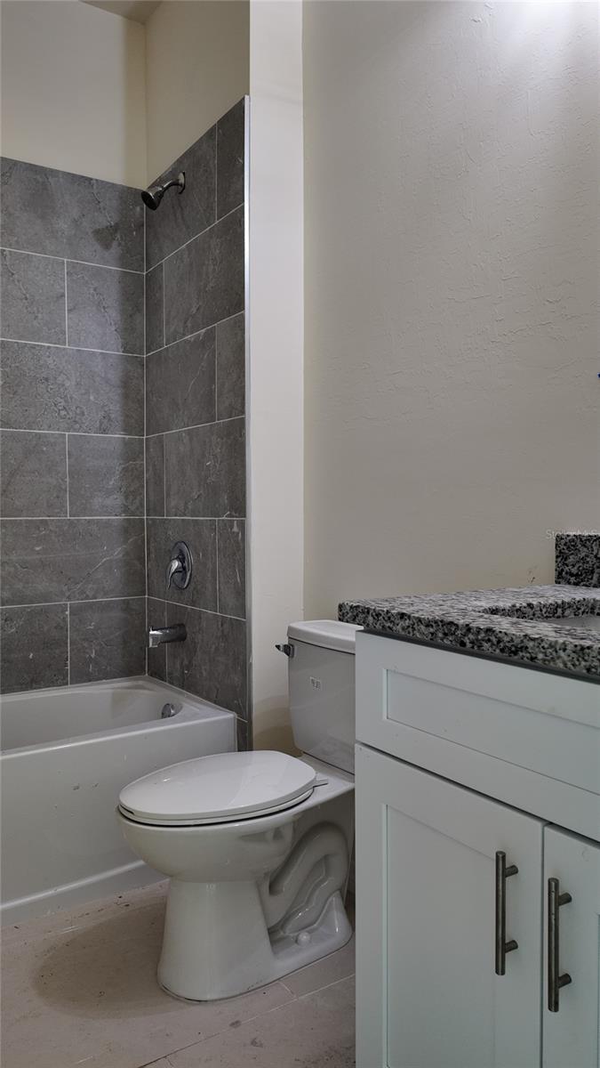 753 Pacific St Property Photo 7