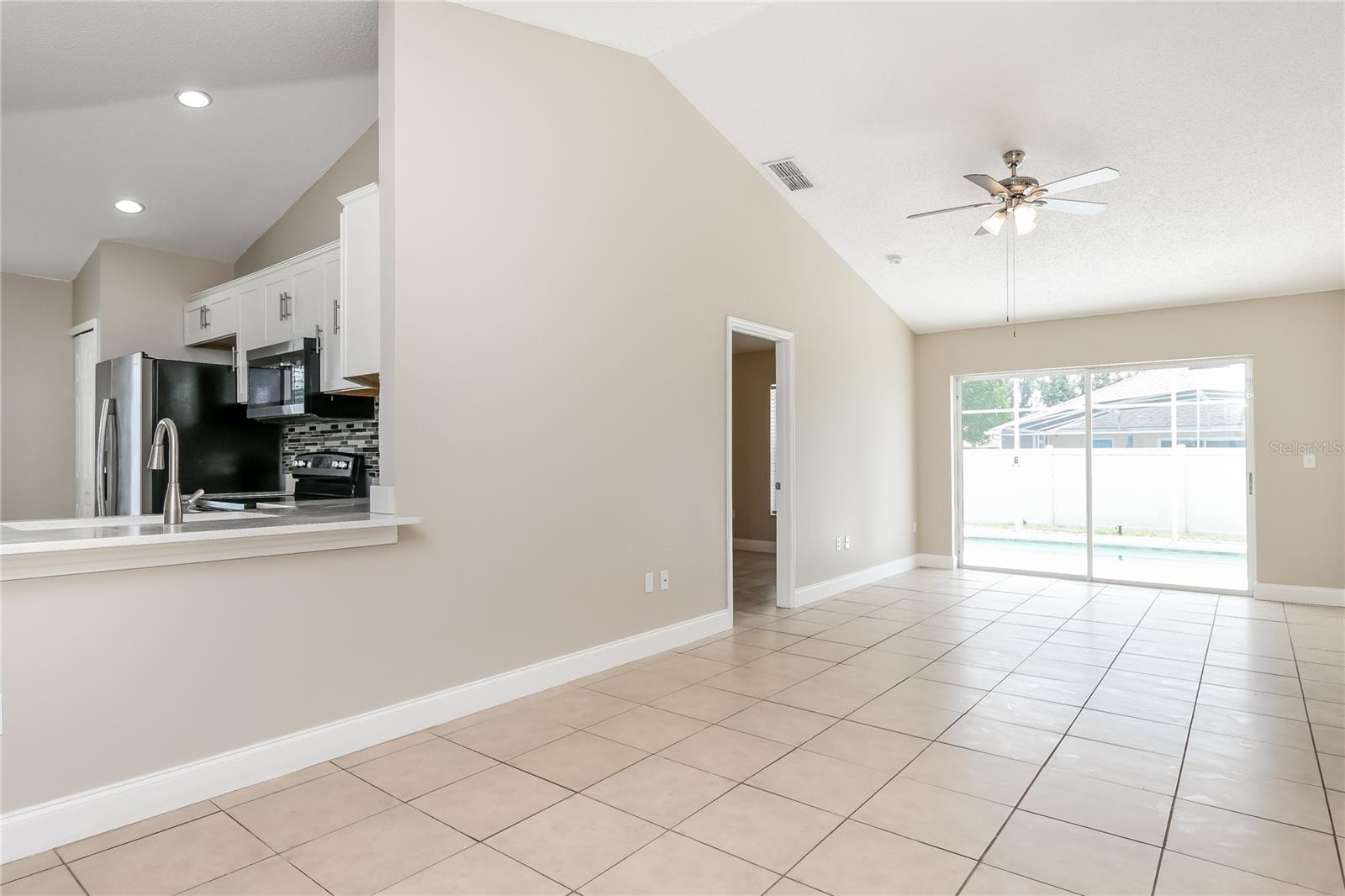 348 Walpole Loop Property Photo 5