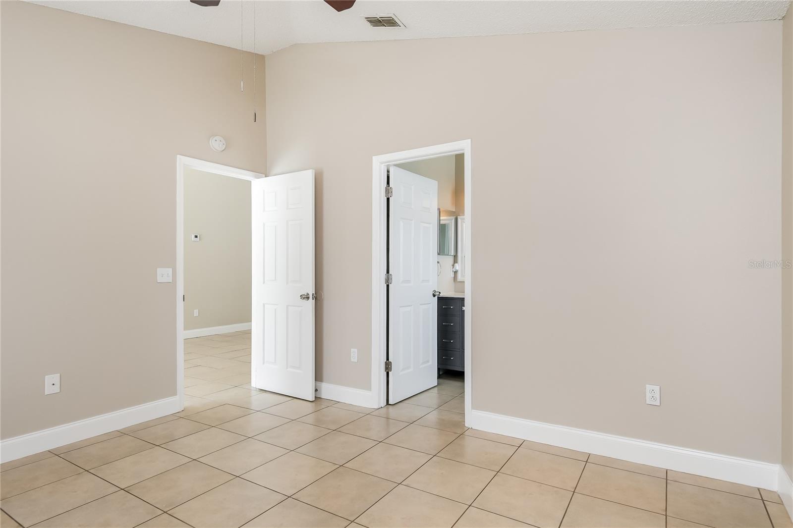 348 Walpole Loop Property Photo 9