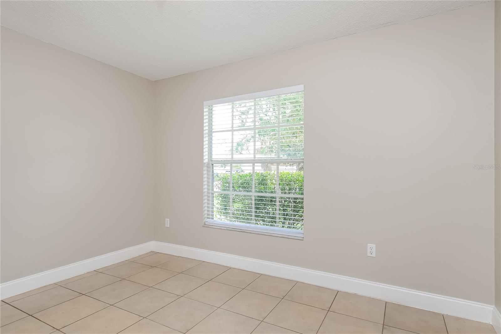 348 Walpole Loop Property Photo 12