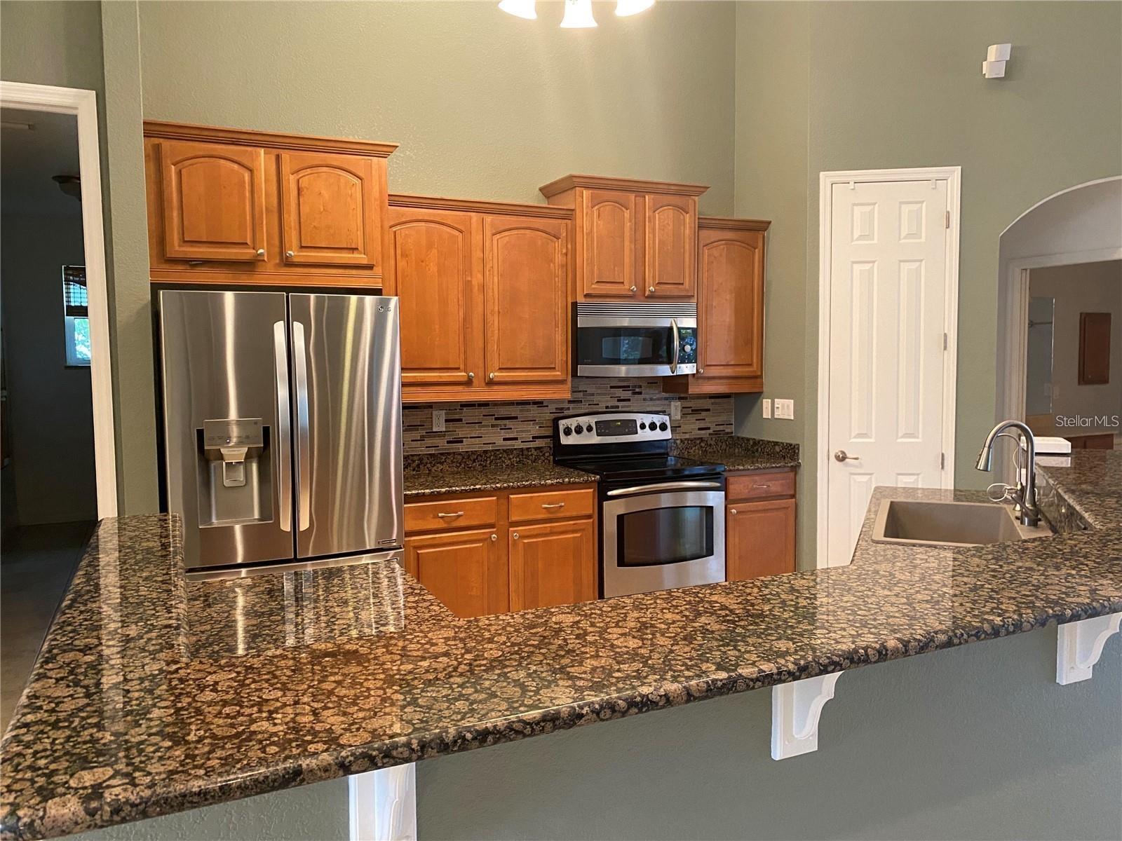 2312 Nuremberg Blvd Property Photo 3