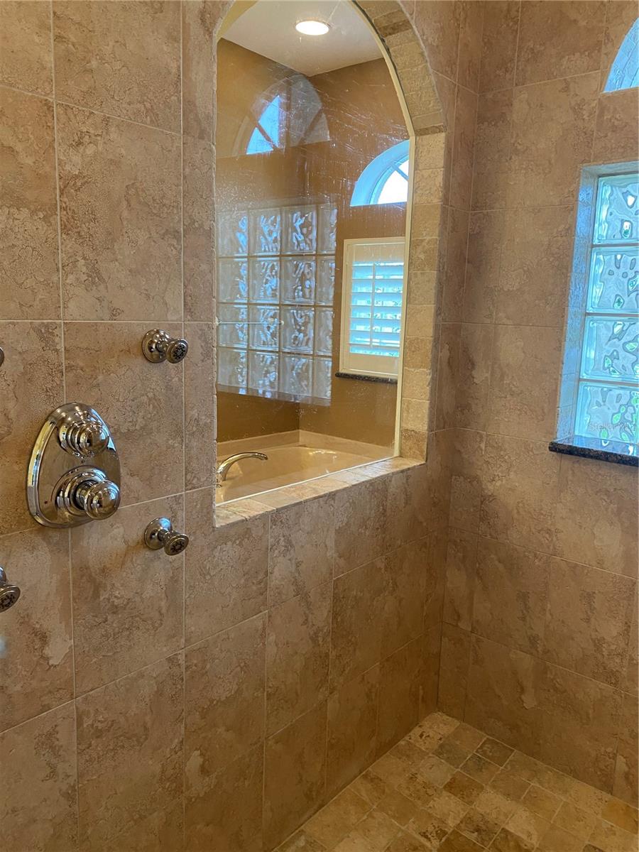 2312 Nuremberg Blvd Property Photo 10