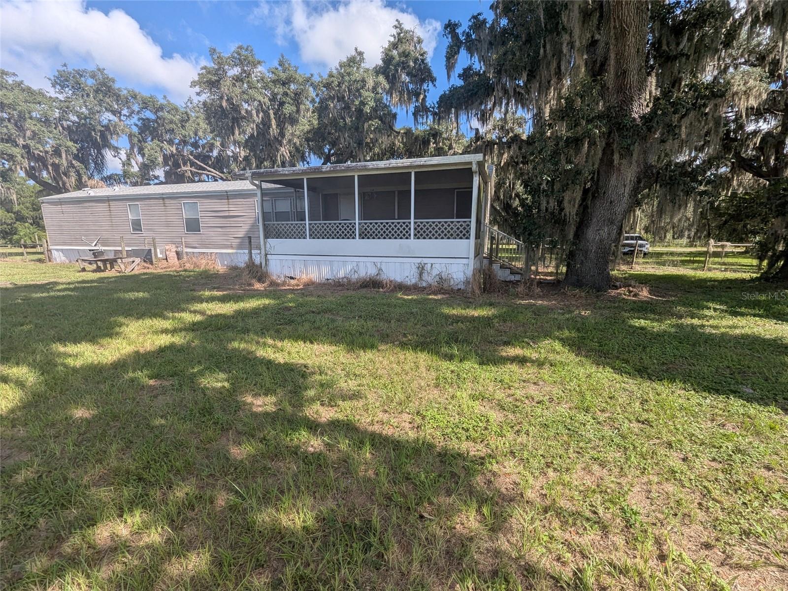 3193 Ne Davis St Property Photo 11
